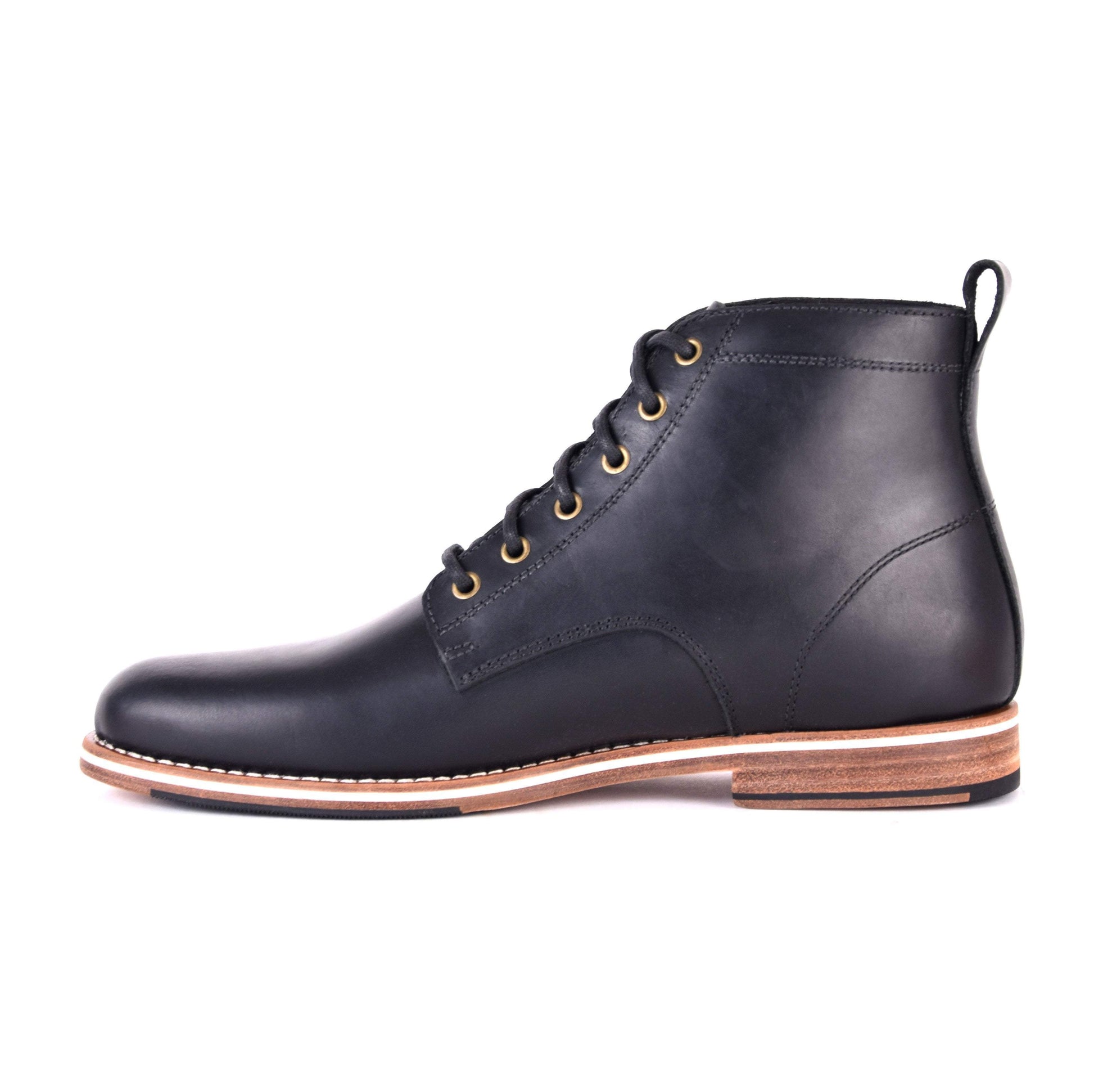HELM Boots The Zind Black